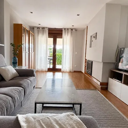 Дом отдыха Casa A Pedreira, Con Jardin Y Garaje Камбадос