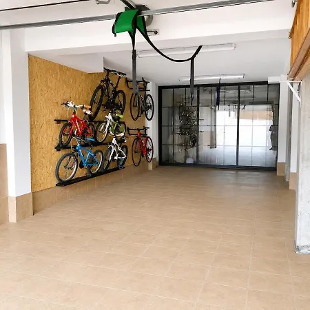 Casa A Pedreira, Con Jardin Y Garaje